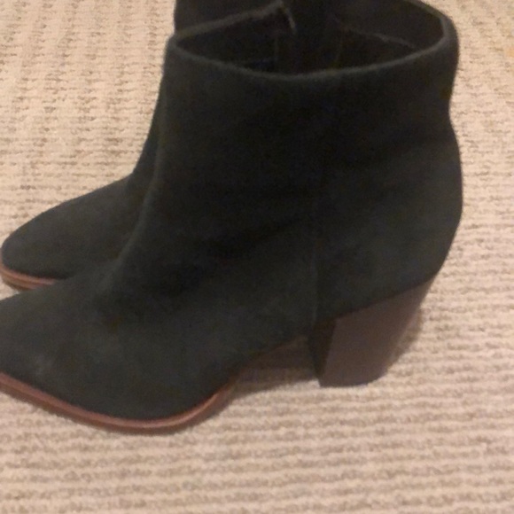 Sam Edelman Shoes - Sam Edelman black boots